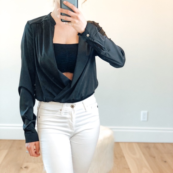 🟡 SALE! NEW YORK Black Wrap Bodysuit - Picture 3 of 3